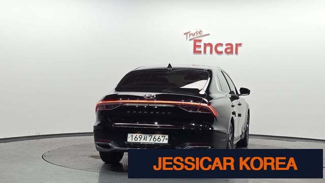 2020 Hyundai The New Grandeur IG Hybrid - Thumbnail 3