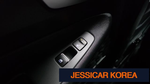 2023 Hyundai The New Santa Fe - Thumbnail 3
