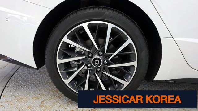 2022 Hyundai Sonata (DN8) - Thumbnail 4