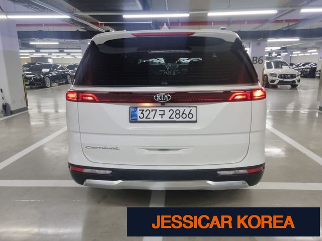 2021 Kia Carnival 4th Gen - Thumbnail 20