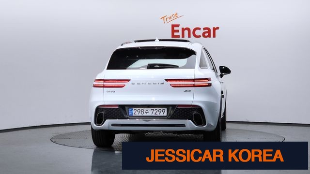 2023 Genesis GV70 - Thumbnail 16