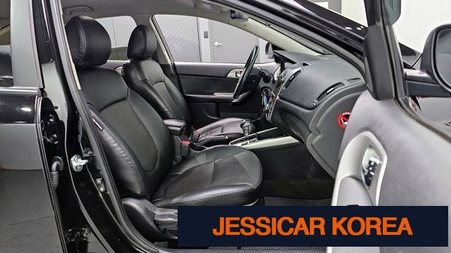 2013 Kia forte - Thumbnail 11