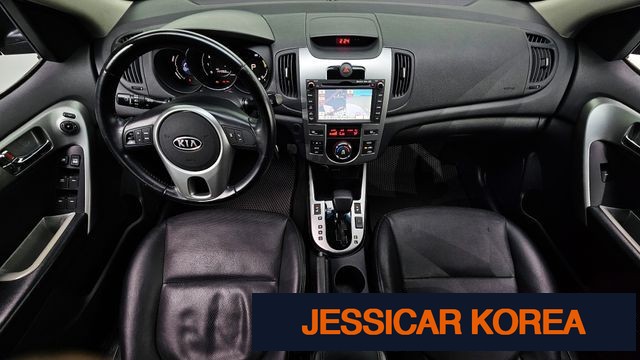 2013 Kia forte - Thumbnail 12