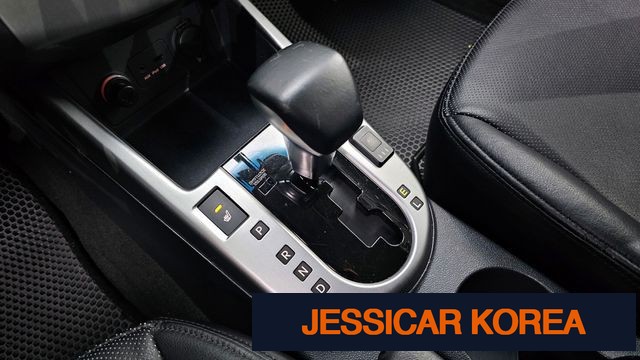2013 Kia forte - Thumbnail 18