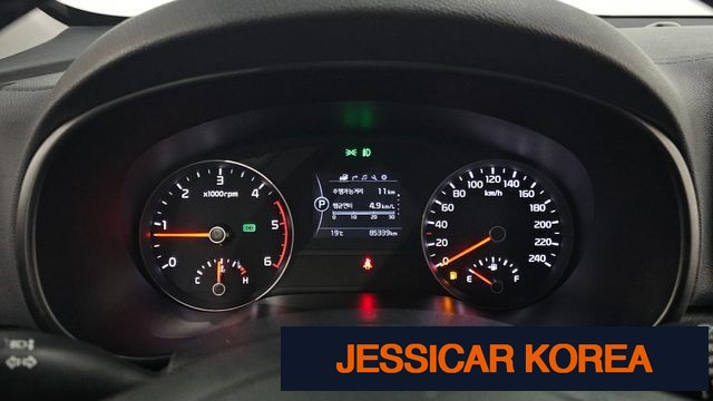 2018 Kia Sportage 4th generation - Thumbnail 3