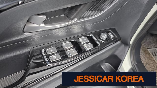 2022 KG Mobility Beautiful Korando - Thumbnail 2