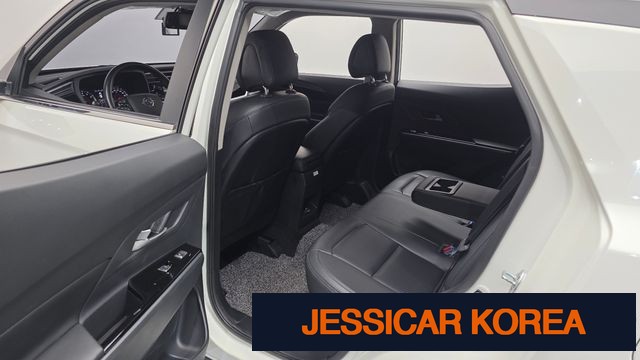 2022 KG Mobility Beautiful Korando - Thumbnail 9