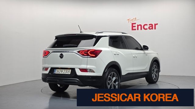 2022 KG Mobility Beautiful Korando - Thumbnail 12