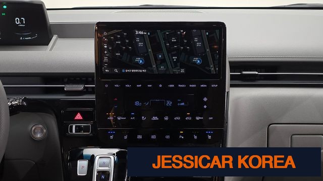 2023 Hyundai Staria - Thumbnail 9
