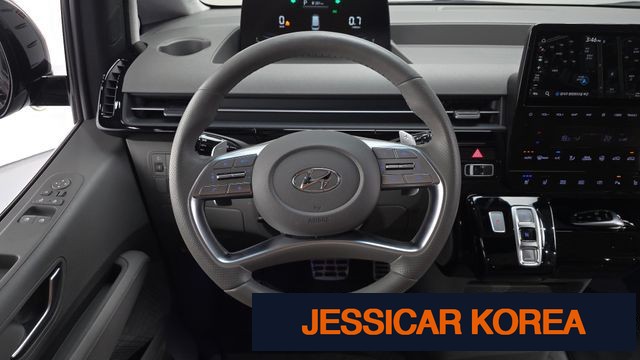 2023 Hyundai Staria - Thumbnail 16