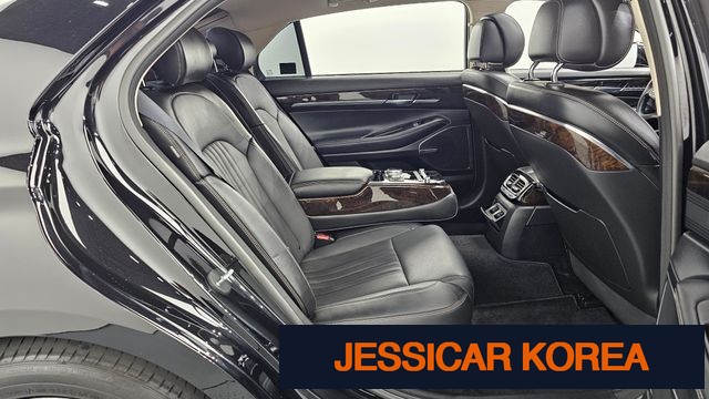 2021 Genesis G90 - Thumbnail 6
