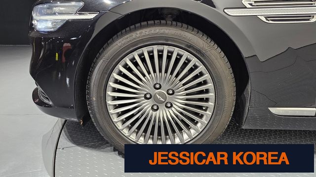 2021 Genesis G90 - Thumbnail 9
