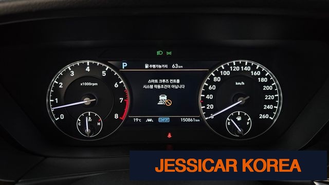 2021 Genesis G90 - Thumbnail 16