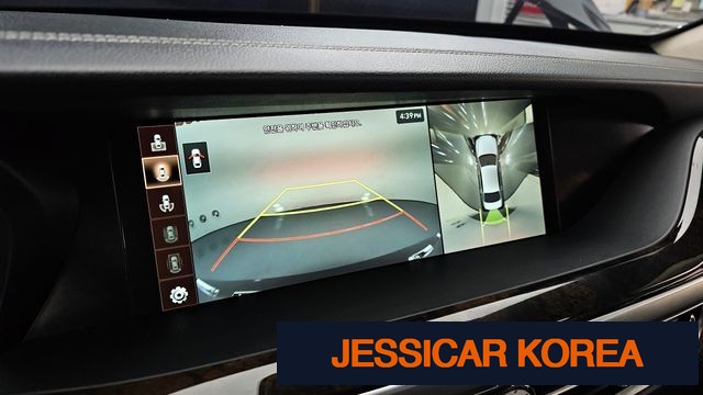 2021 Genesis G90 - Thumbnail 17
