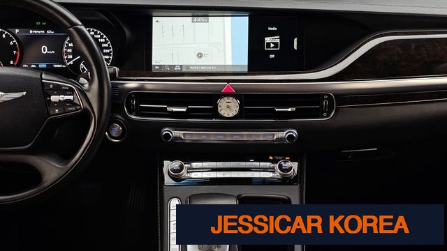 2021 Genesis G90 - Thumbnail 20