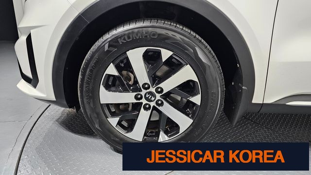 2021 Kia Sorento 4th Gen - Thumbnail 3