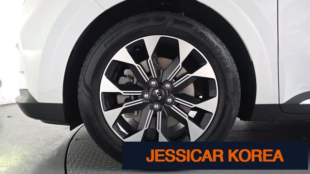 2021 Kia Carnival 4th Gen - Thumbnail 2