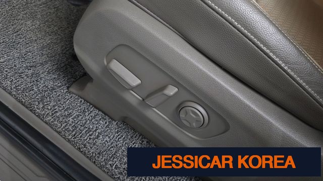 2021 Kia Carnival 4th Gen - Thumbnail 19