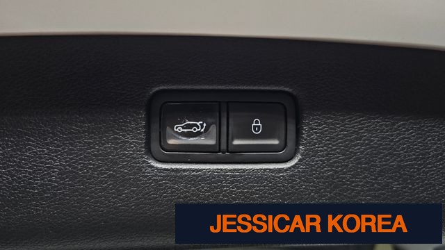 2022 Genesis GV80 - Thumbnail 13