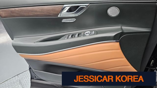 2025 Genesis GV80 - Thumbnail 20