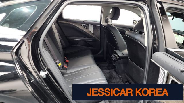 2023 Kia K8 - Thumbnail 4