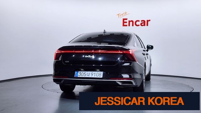 2023 Kia K8 - Thumbnail 13