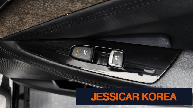 2023 Kia K8 - Thumbnail 15