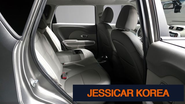 2018 Kia Soul EV - Thumbnail 17