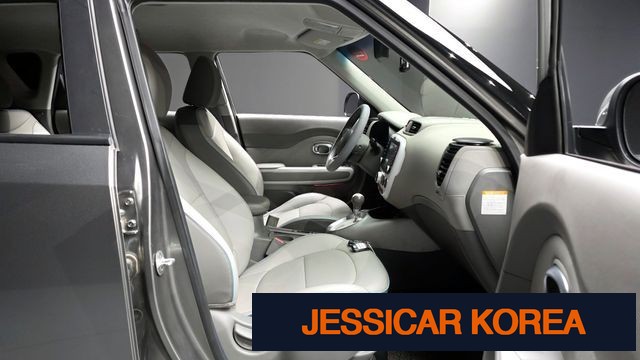 2018 Kia Soul EV - Thumbnail 19
