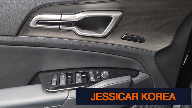 2024 Kia Sportage 5th Gen - Thumbnail 2
