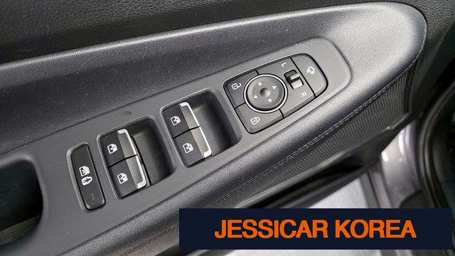 2021 Hyundai The New Santa Fe - Thumbnail 3