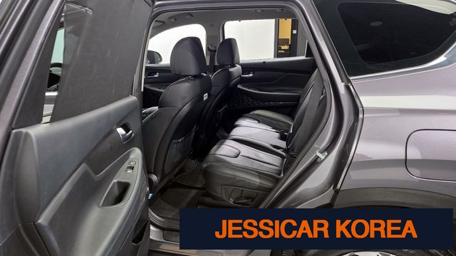 2021 Hyundai The New Santa Fe - Thumbnail 19