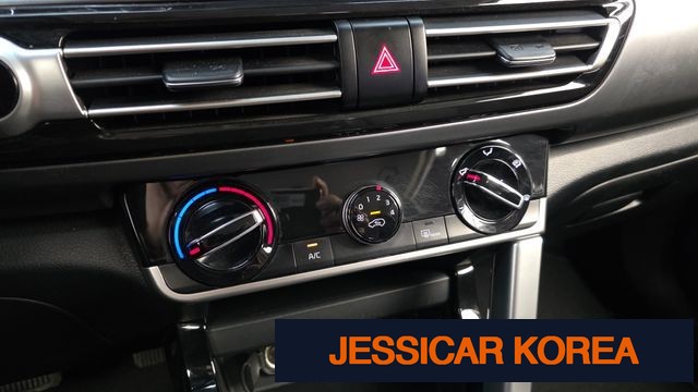 2023 Kia Seltos - Thumbnail 12