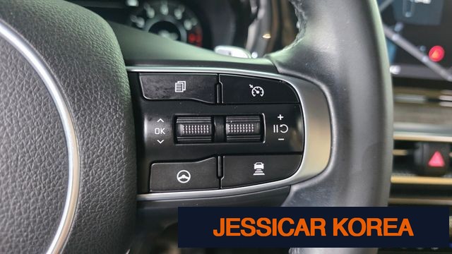2021 Kia K5 3rd Gen - Thumbnail 3