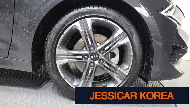 2021 Kia K5 3rd Gen - Thumbnail 17