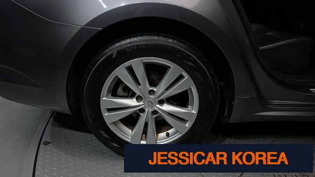 2016 Renault Korea SM6 - Thumbnail 3