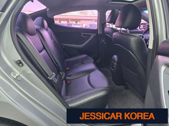 2015 Hyundai The New Avante - Thumbnail 8