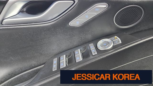 2022 Genesis G80 (RG3) - Thumbnail 2
