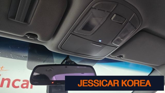 2016 Hyundai LF Sonata - Thumbnail 3