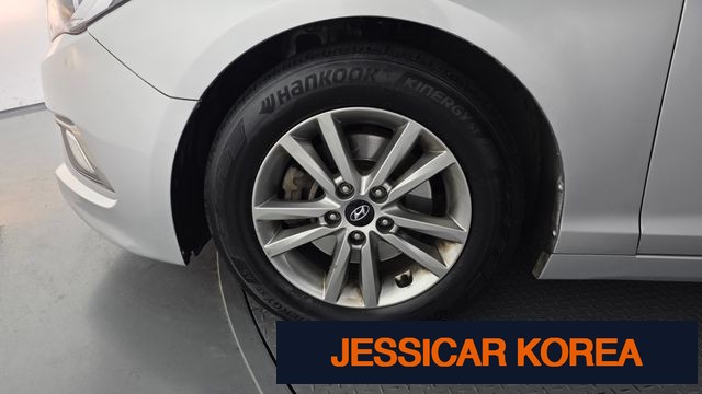 2016 Hyundai LF Sonata - Thumbnail 4