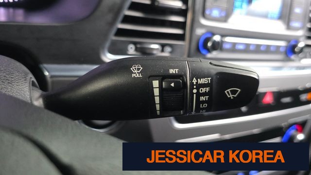 2016 Hyundai LF Sonata - Thumbnail 9