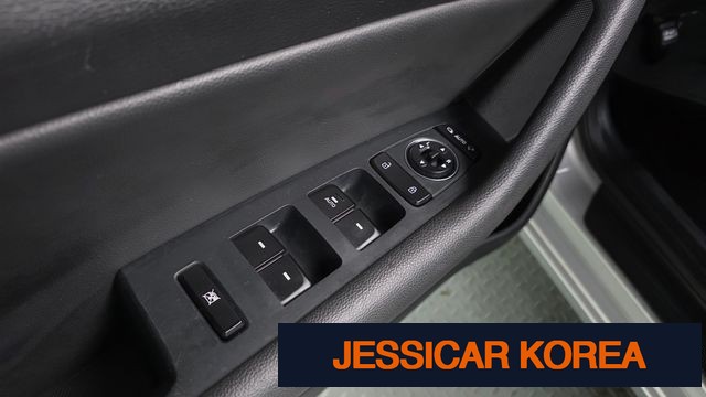 2016 Hyundai LF Sonata - Thumbnail 12