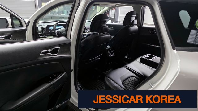 2022 Kia Sportage 5th Gen - Thumbnail 13