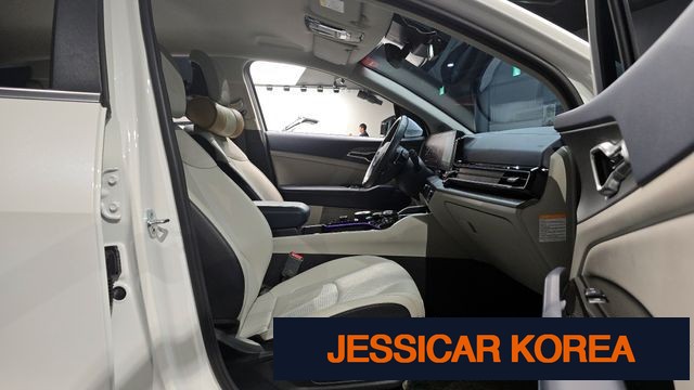 2022 Kia Sportage 5th generation hybrid - Thumbnail 8