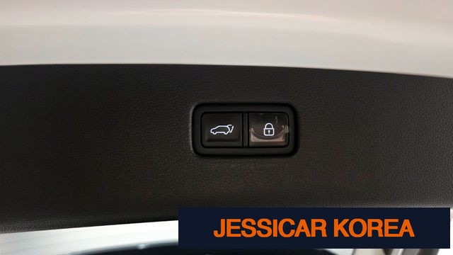 2020 Genesis GV80 - Thumbnail 18