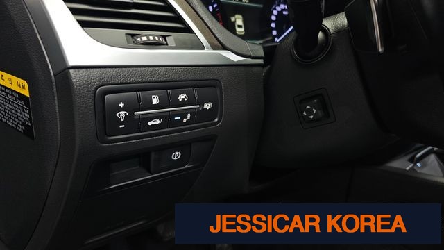 2018 Genesis G80 - Thumbnail 19