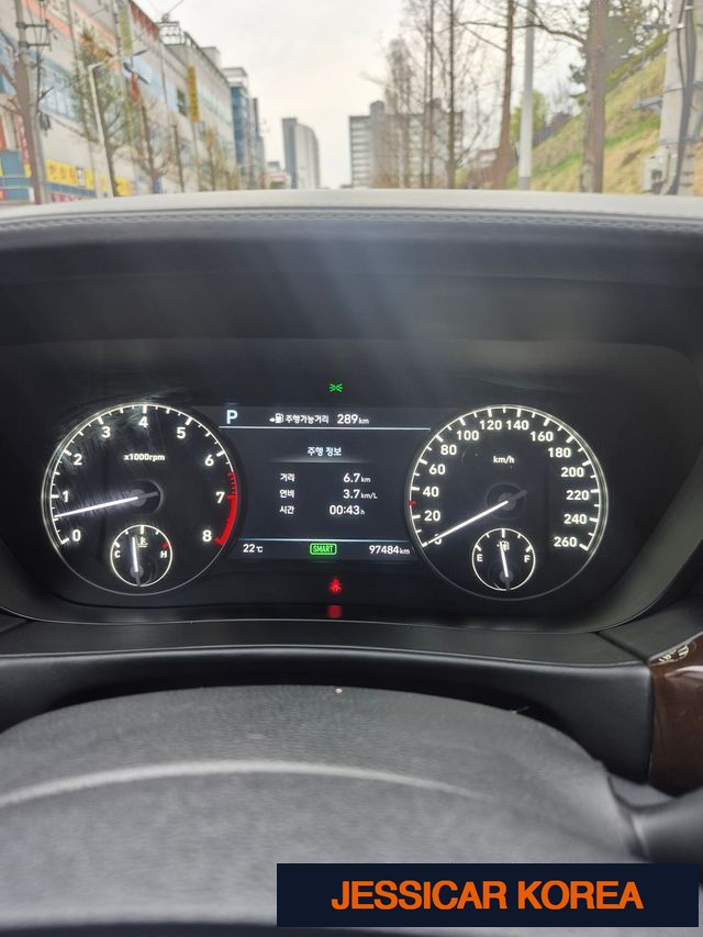 2018 Genesis EQ900 - Thumbnail 8