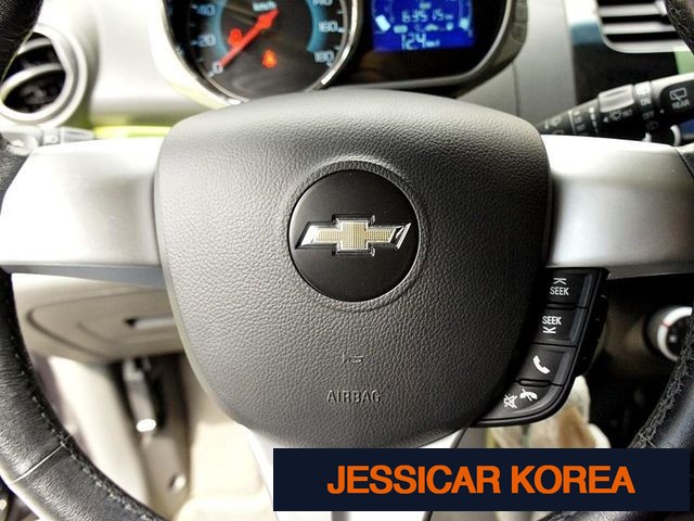 2015 Chevrolet Spark - Thumbnail 20