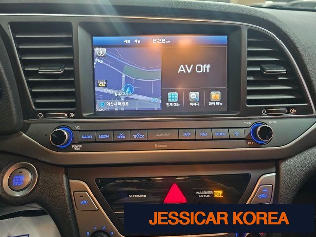 2018 Hyundai Avante AD - Thumbnail 8