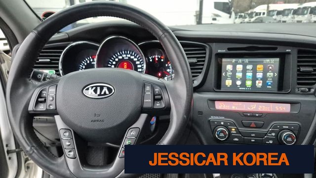 2013 Kia K5 - Thumbnail 6